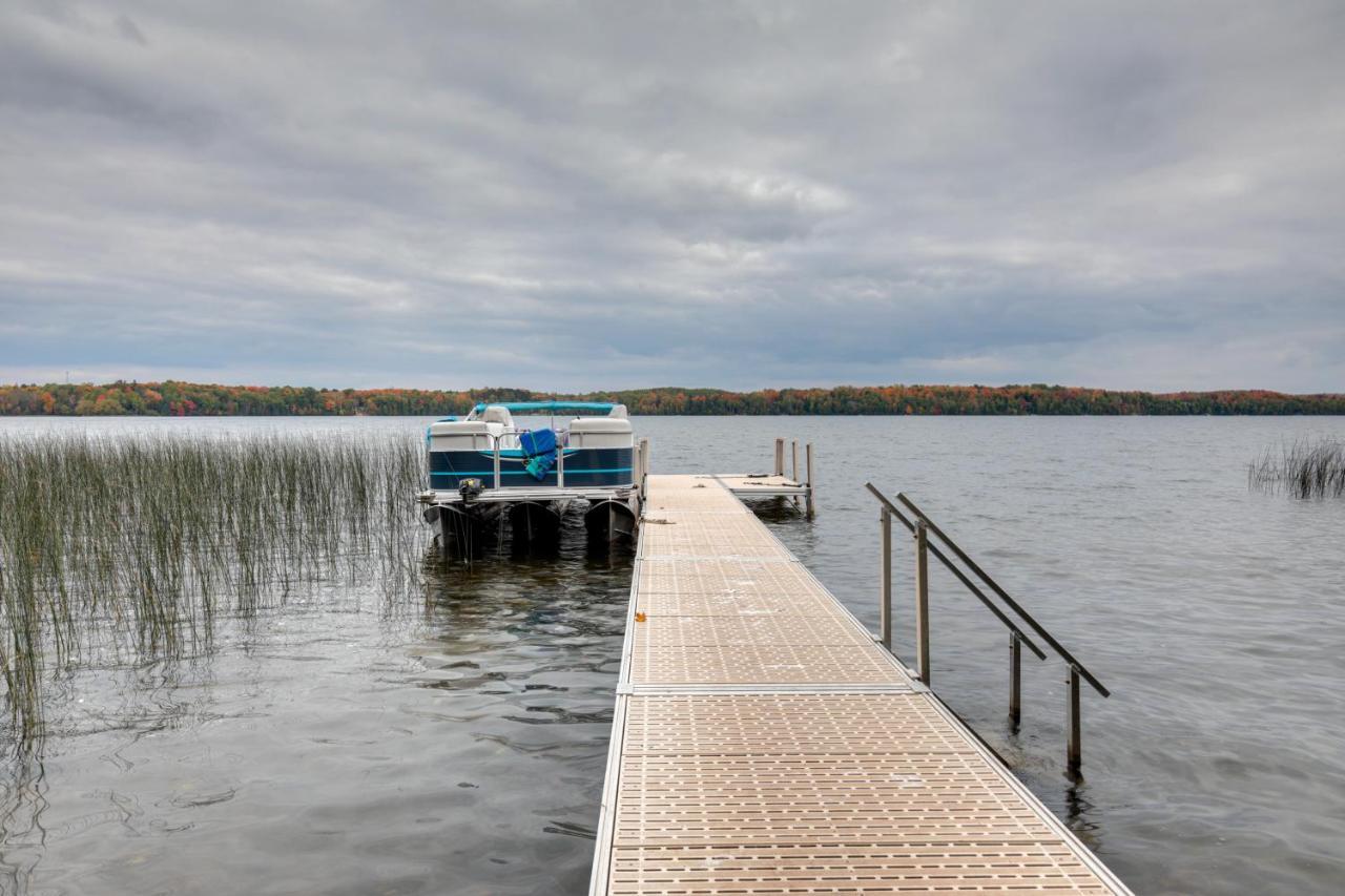 Impressive Presque Isle Lake House With Water Access Villa Exterior photo