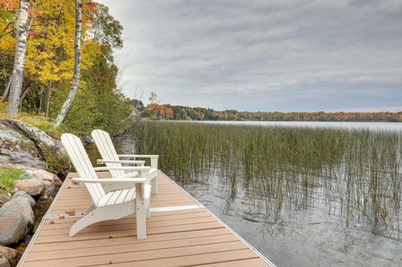 Impressive Presque Isle Lake House With Water Access Villa Exterior photo