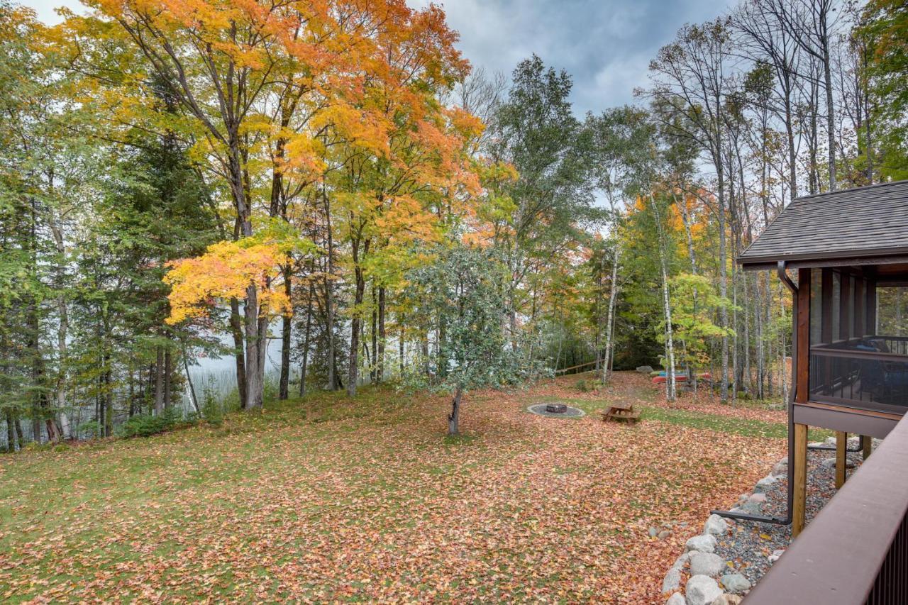 Impressive Presque Isle Lake House With Water Access Villa Exterior photo